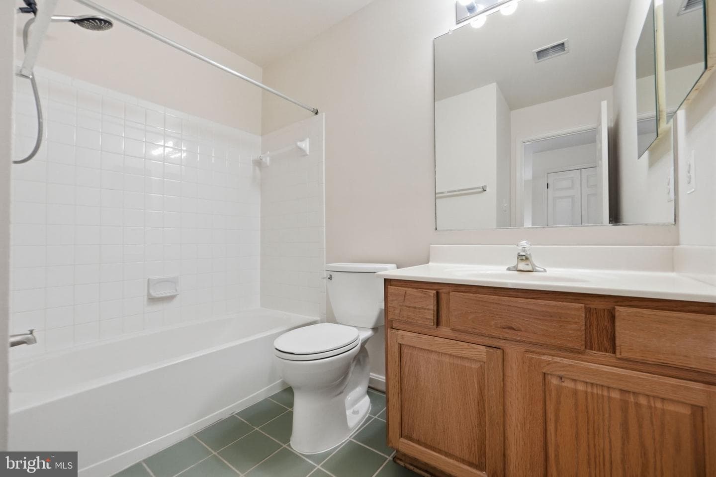 802 Ferndale Terrace NE photo 36