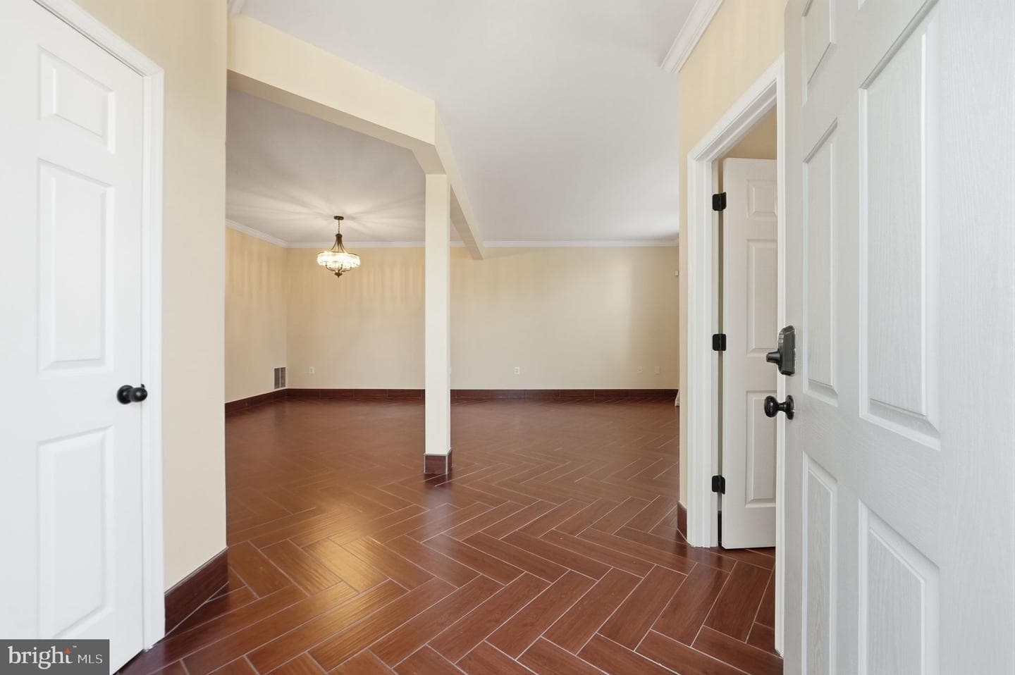 802 Ferndale Terrace NE photo 7