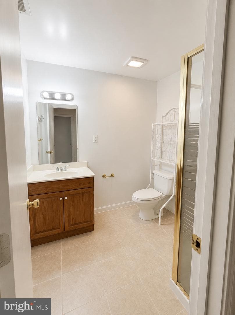 304 N Sterling Boulevard photo 9