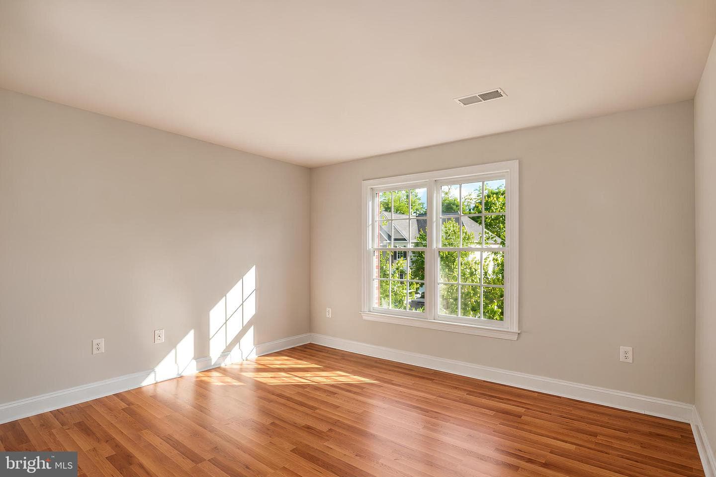 42848 Sidney Place photo 28