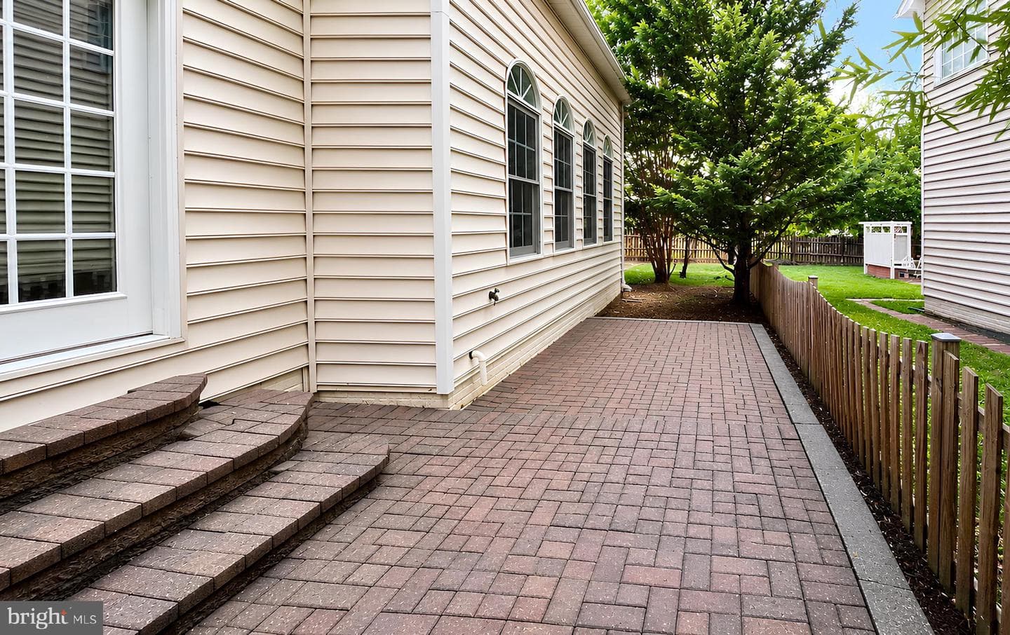 42848 Sidney Place photo 4