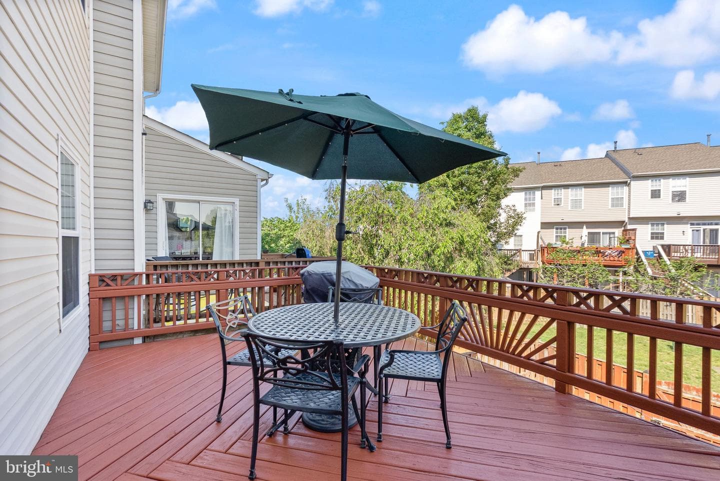 257 Golden Larch Terrace NE photo 5