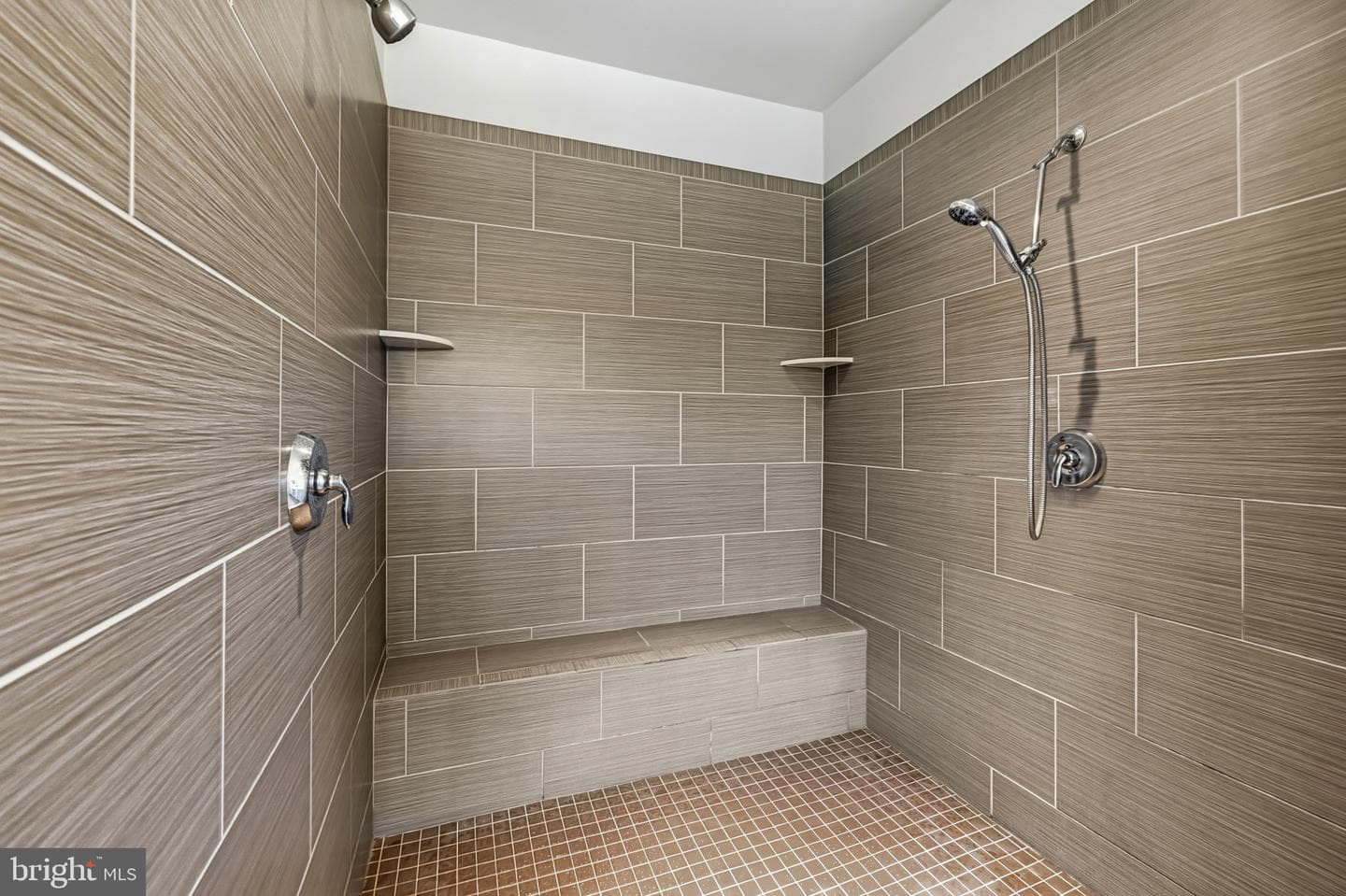 43233 Hattontown Woods Terrace photo 43