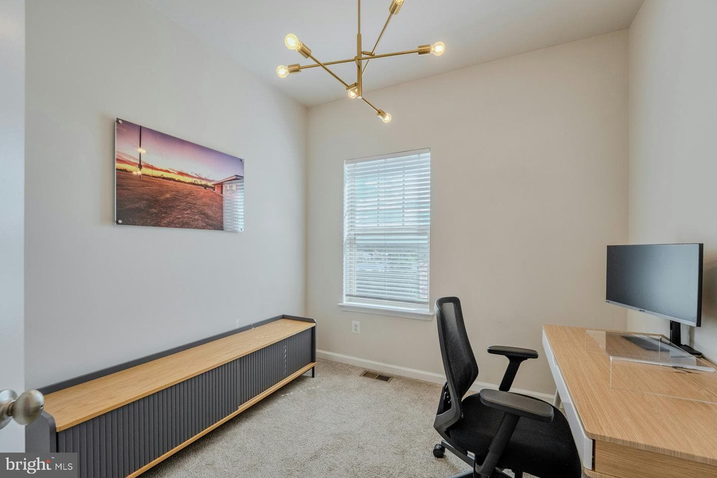 813 Sawback Square NE photo 28