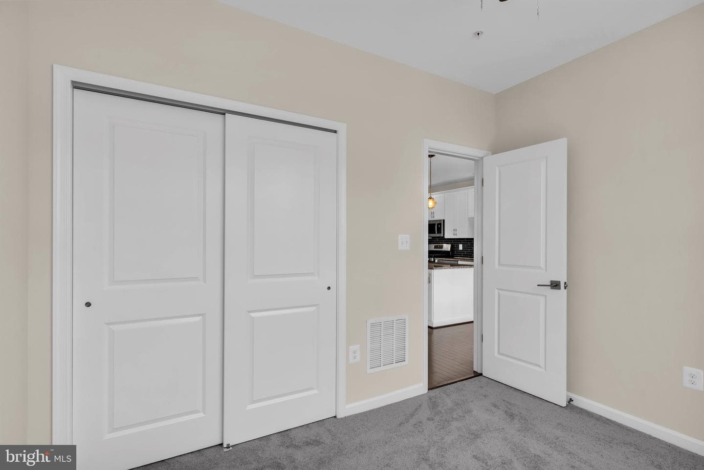 23300 Milltown Knoll Square #113 photo 22