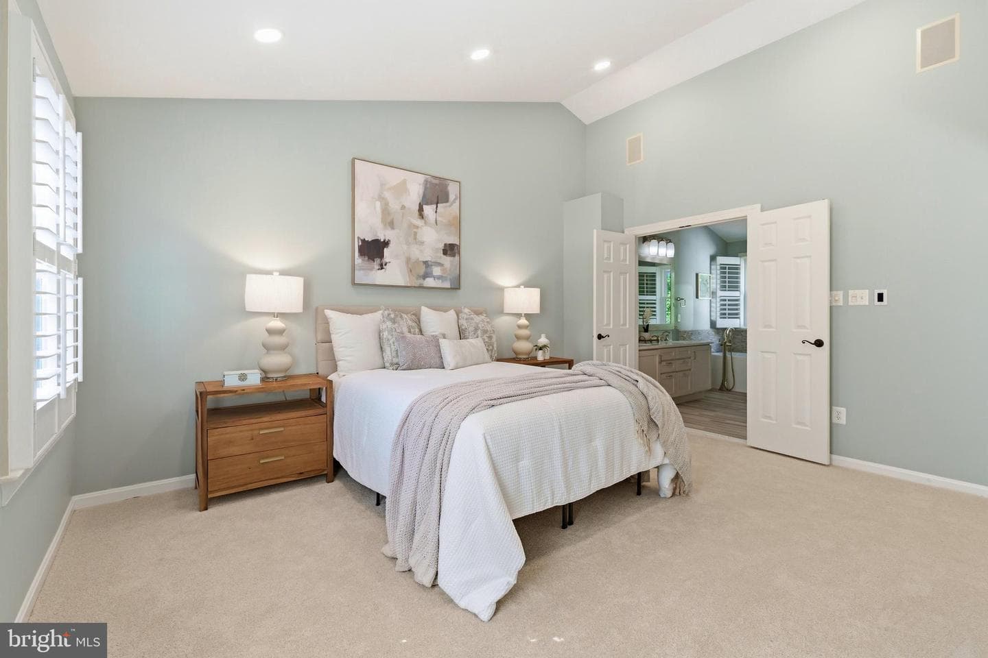 20888 Nerine Court photo 34