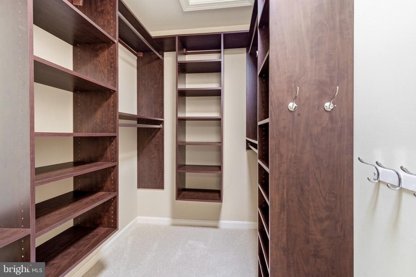 20888 Nerine Court photo 38