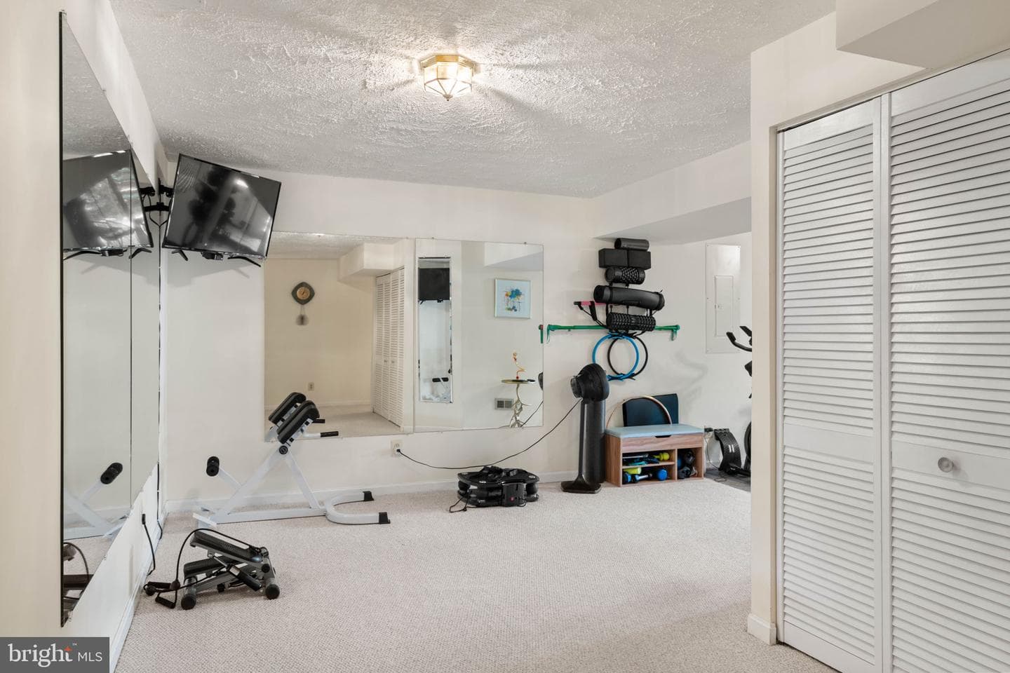 20617 Avalon Court photo 47