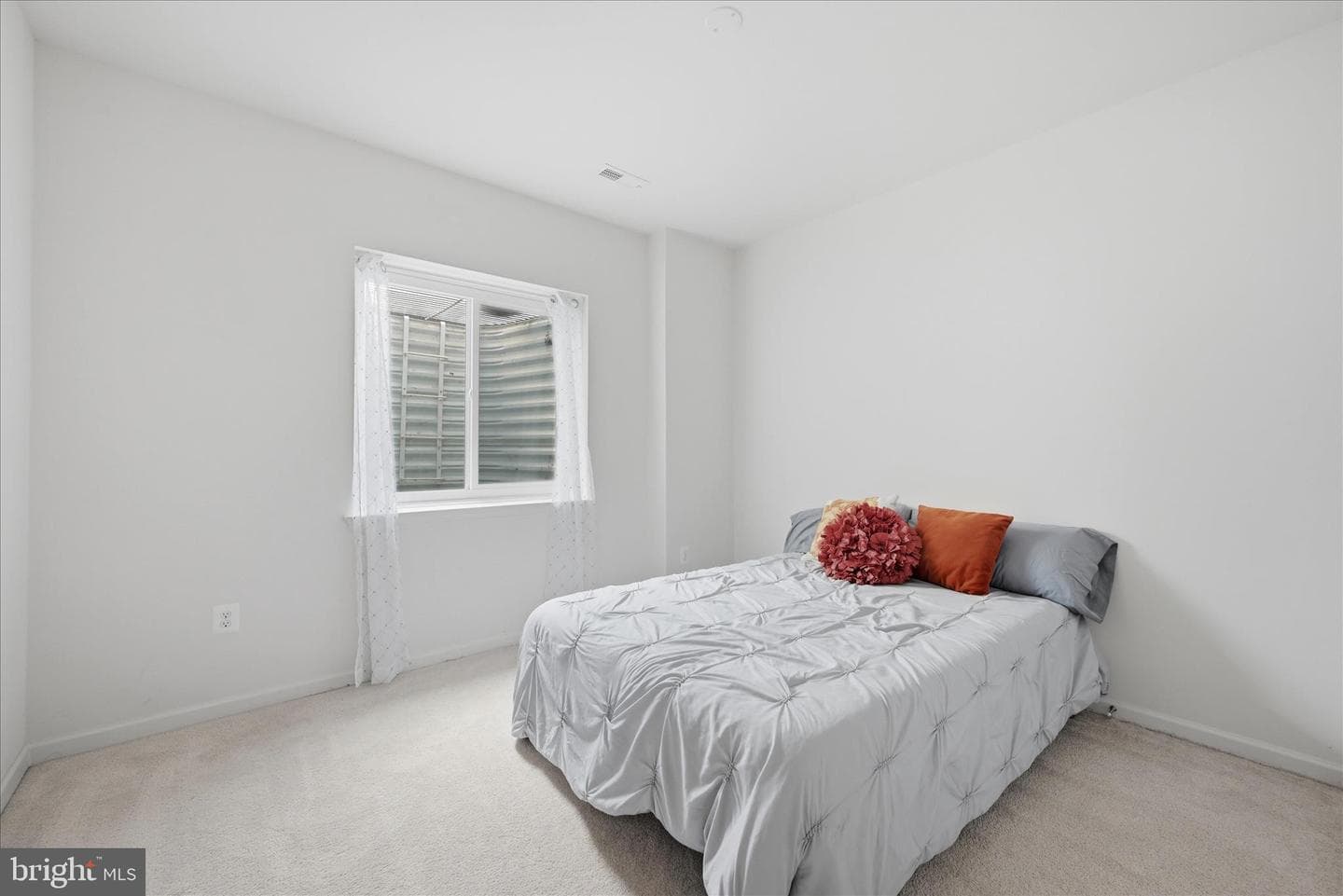 12104 Sunflower Field Place photo 49