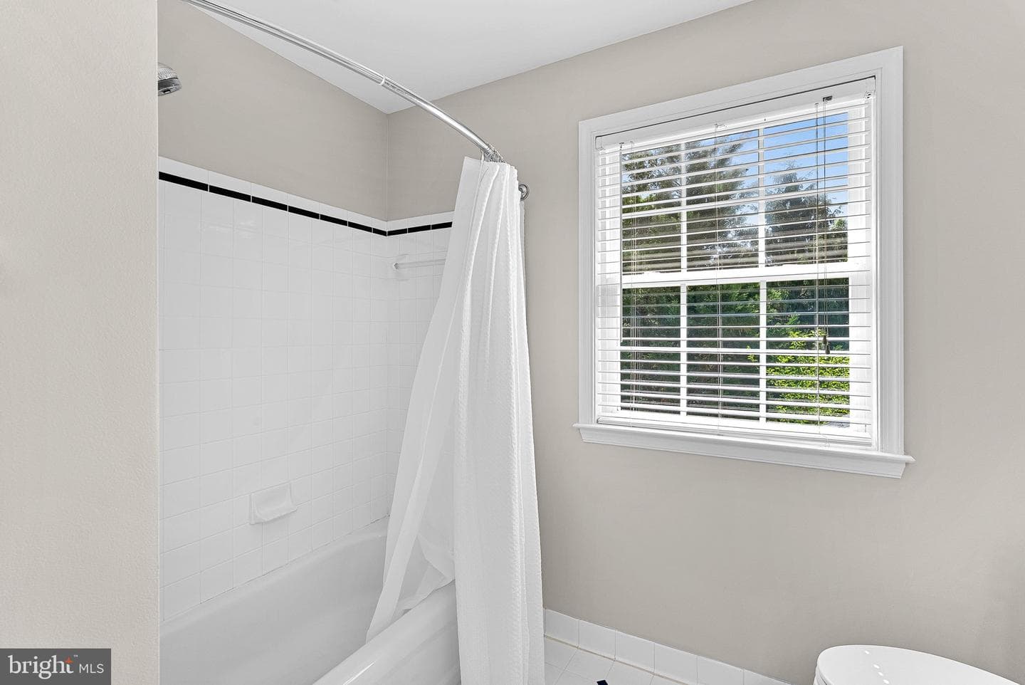 20460 Swan Creek Court photo 49