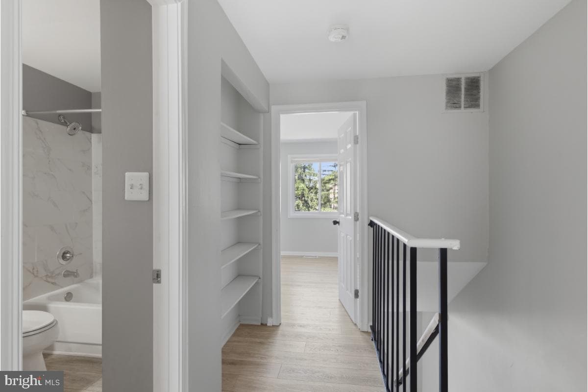 100 Marcum Ct photo 18