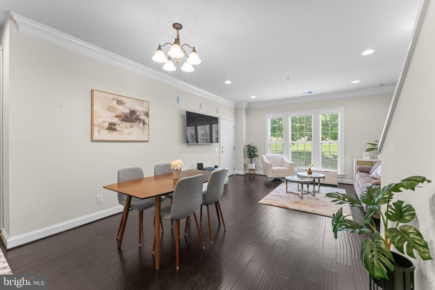 42831 Burrell Square photo 13