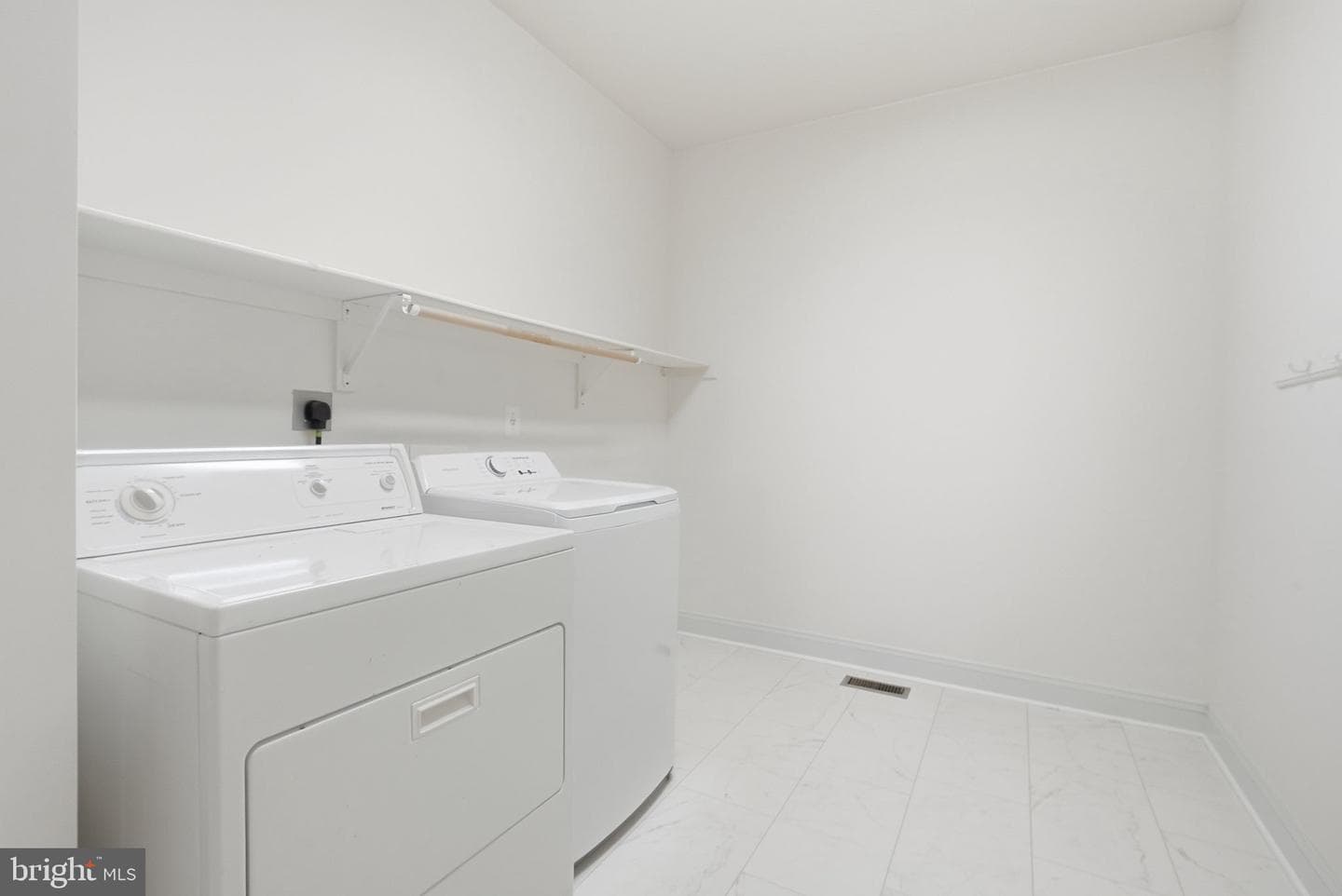 1226 Barksdale Drive NE photo 23