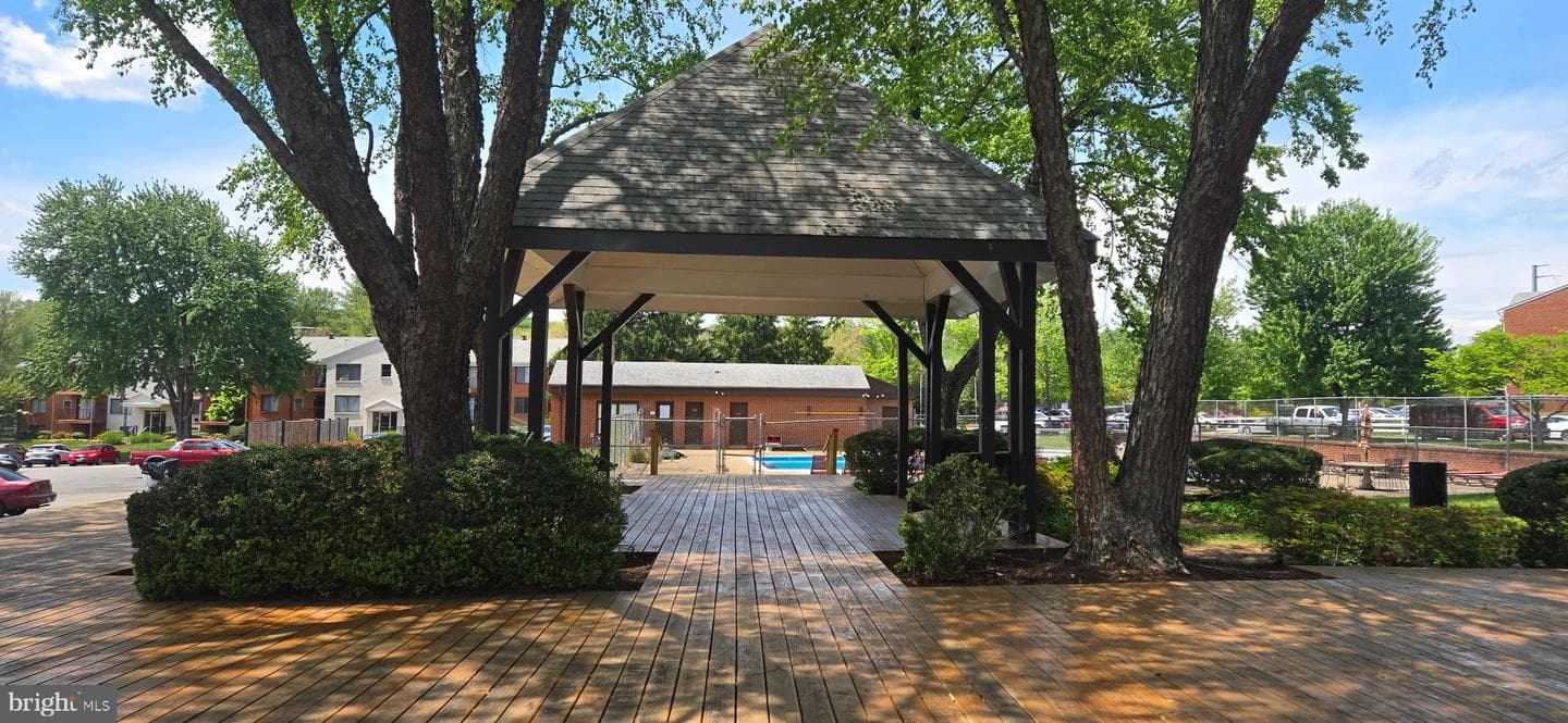 125 Clubhouse Drive SW #1 photo 6