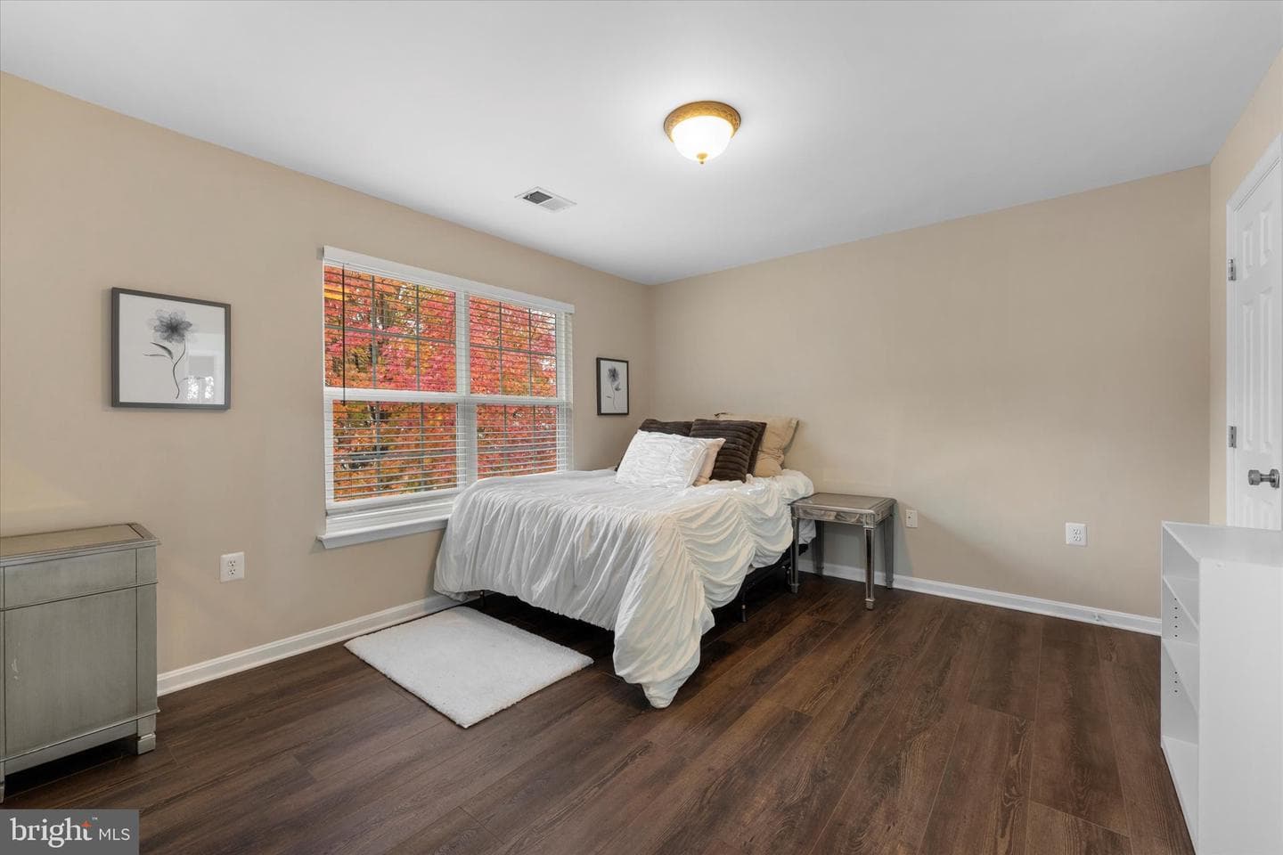 913 Strawberry Court photo 36