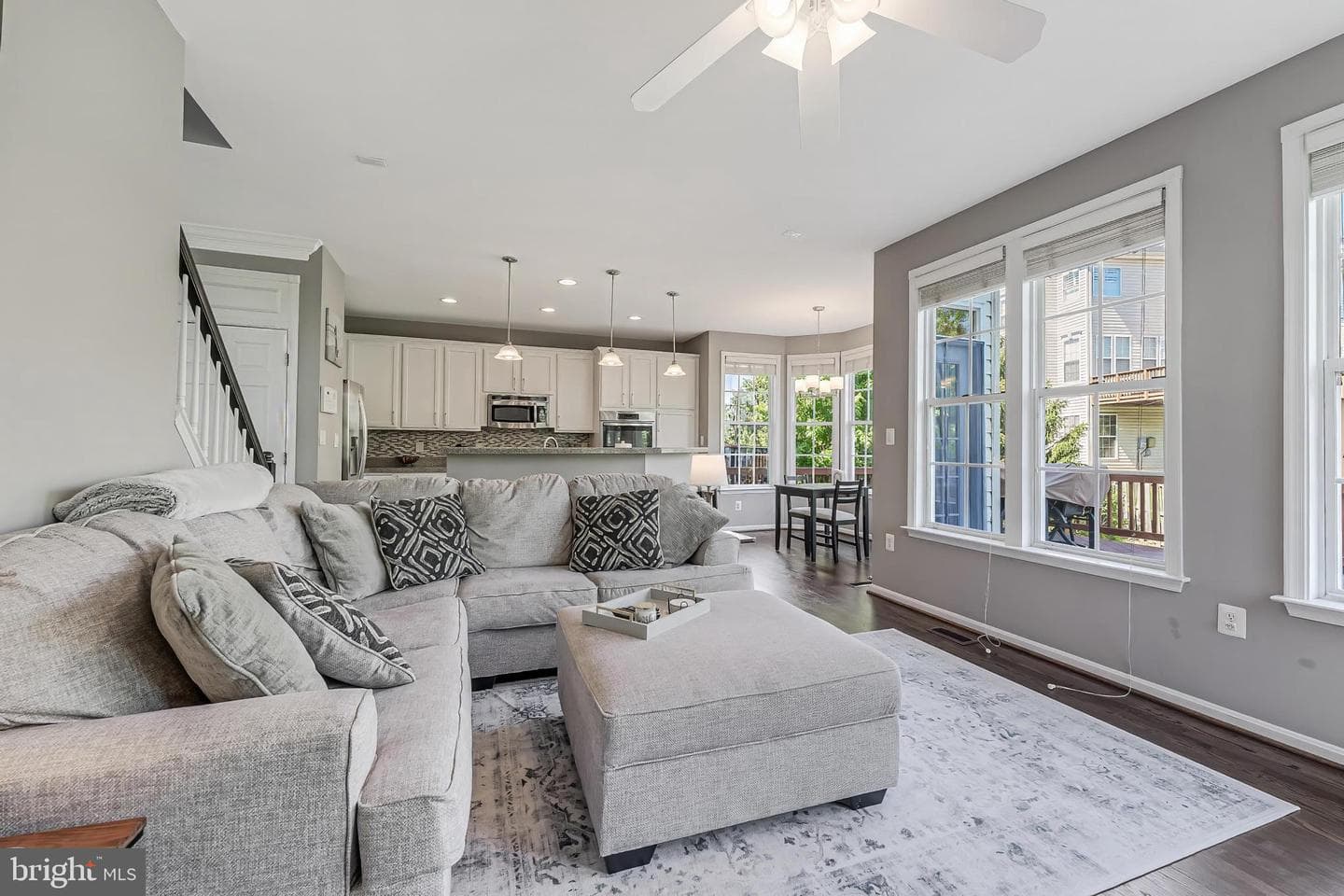 843 Revelstore Terrace NE photo 17