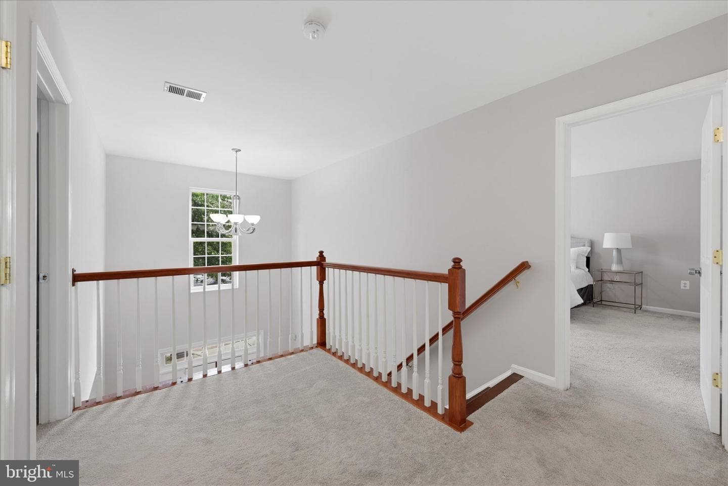 624 Newington Place NE photo 24