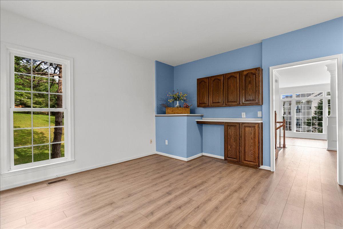 671 Burnside Terrace SE photo 23