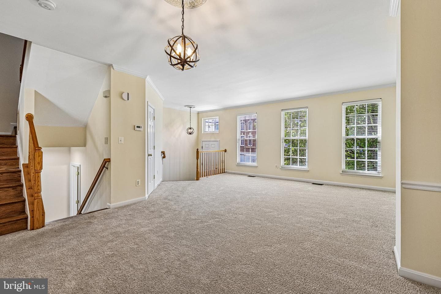 26071 Nimbleton Square photo 10