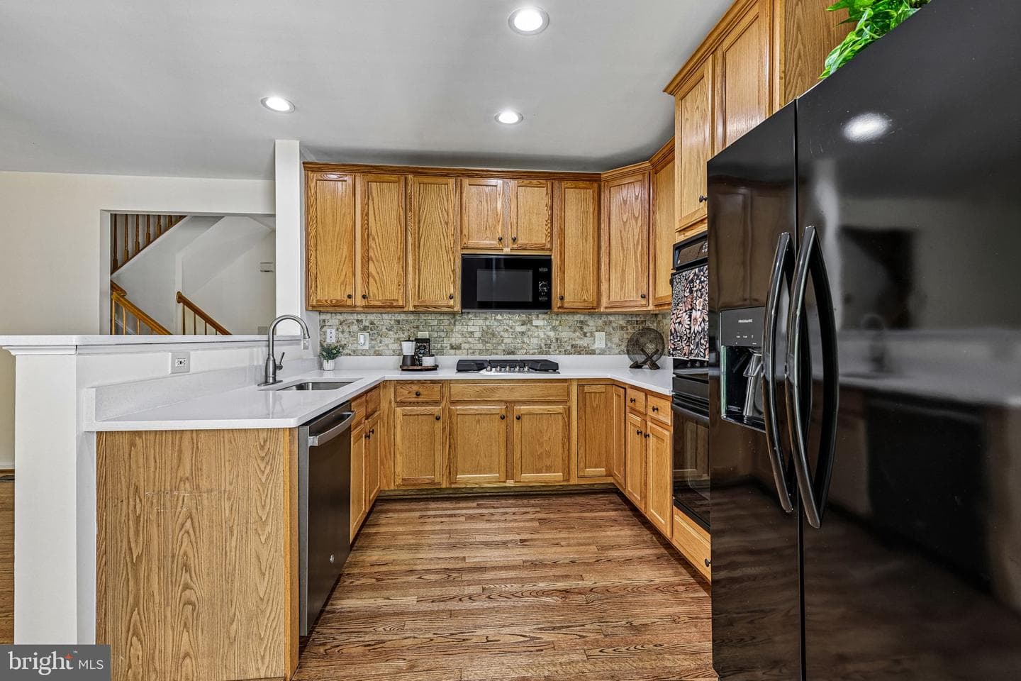 26071 Nimbleton Square photo 19