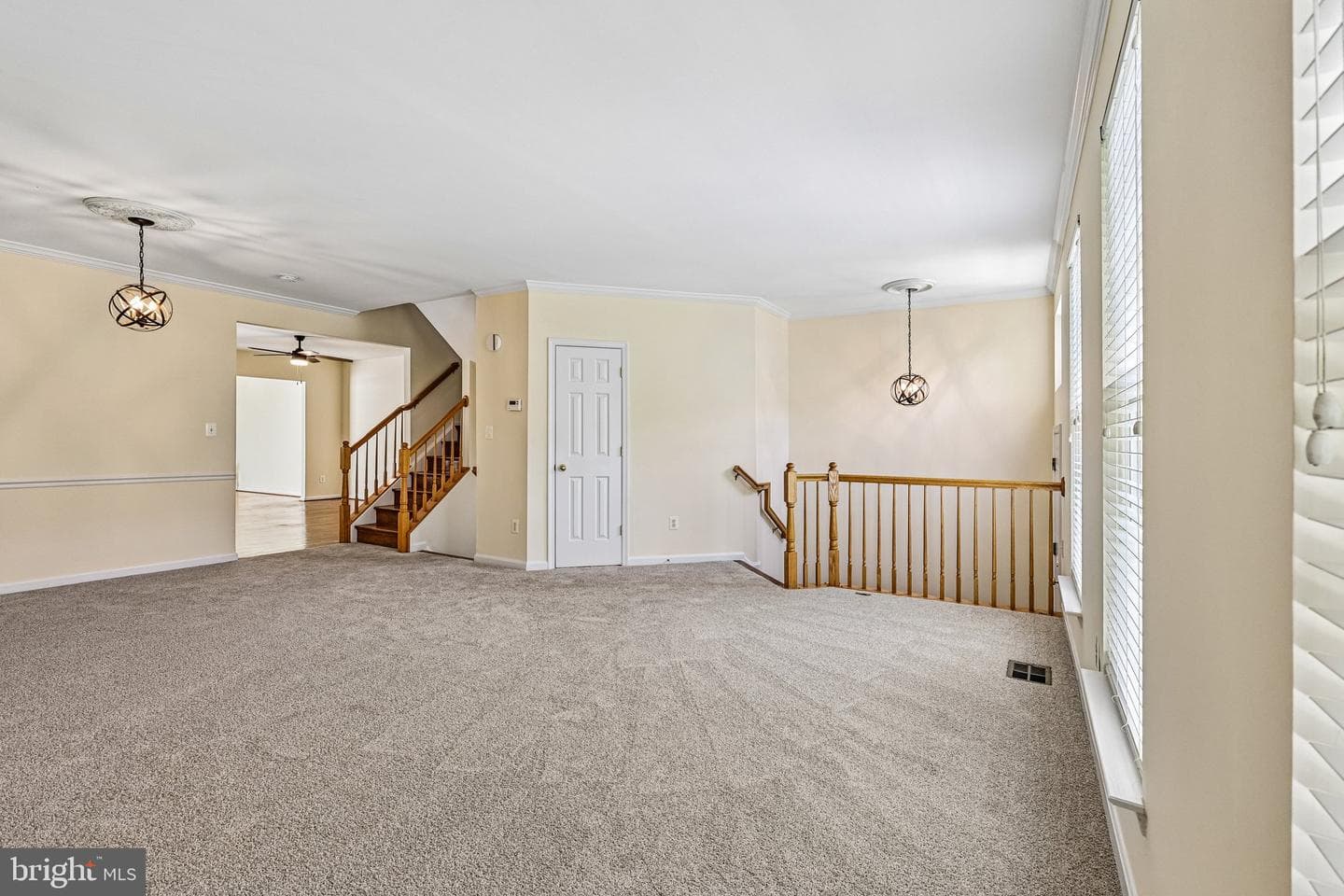 26071 Nimbleton Square photo 5