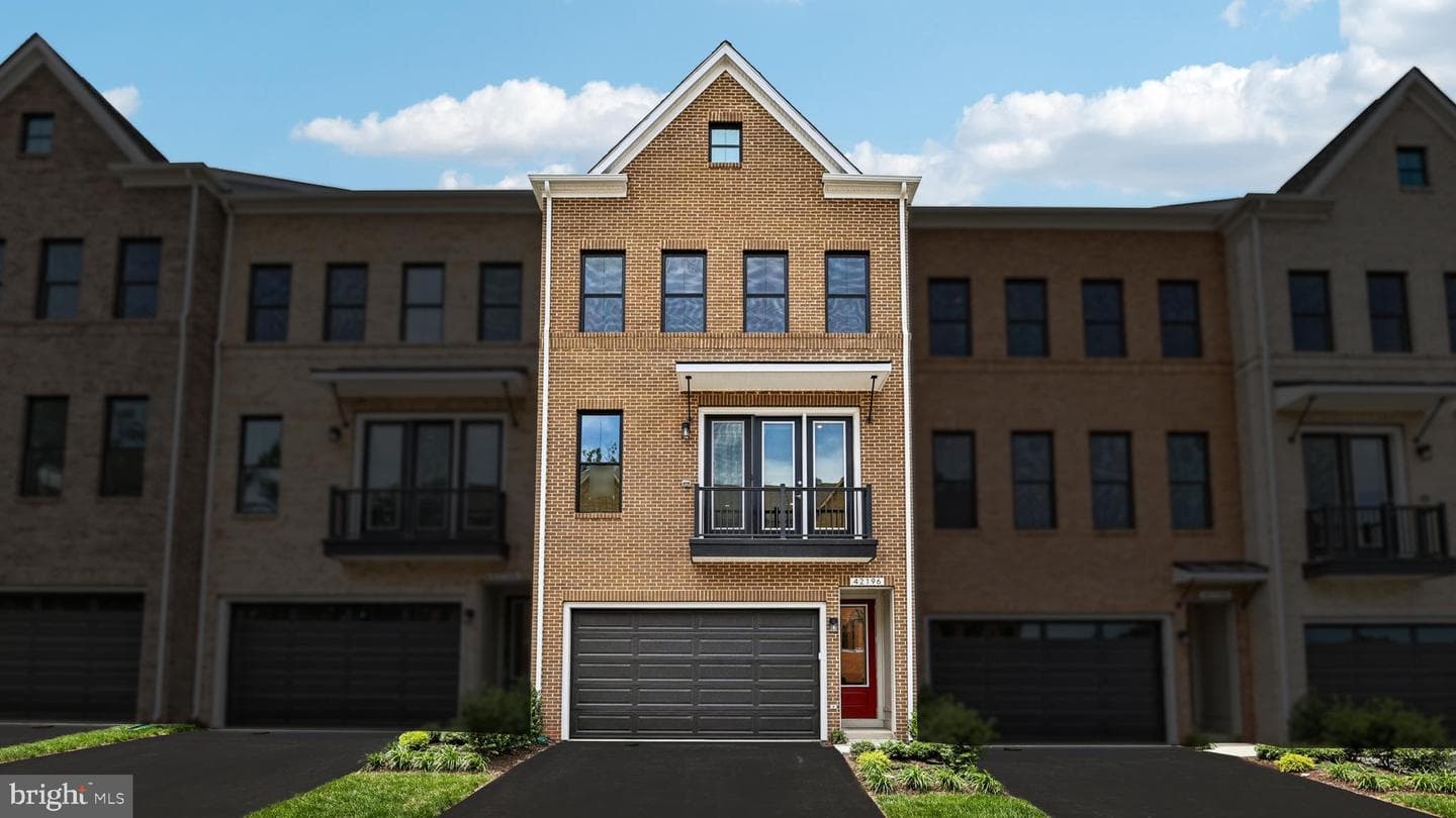 42196 Shining Star Square #homesite 4535, Ashburn