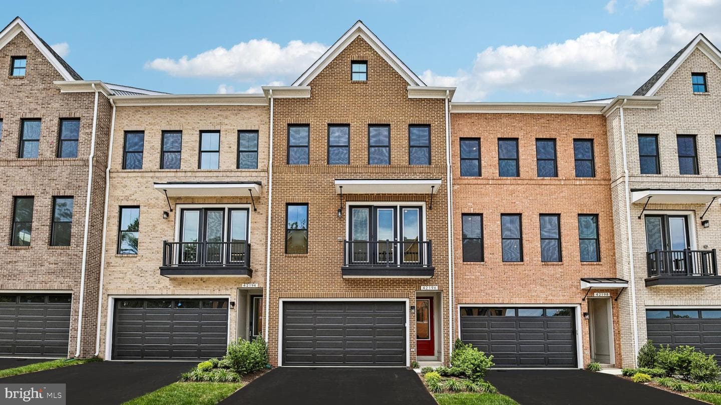 42196 Shining Star Square #homesite 4535, Ashburn