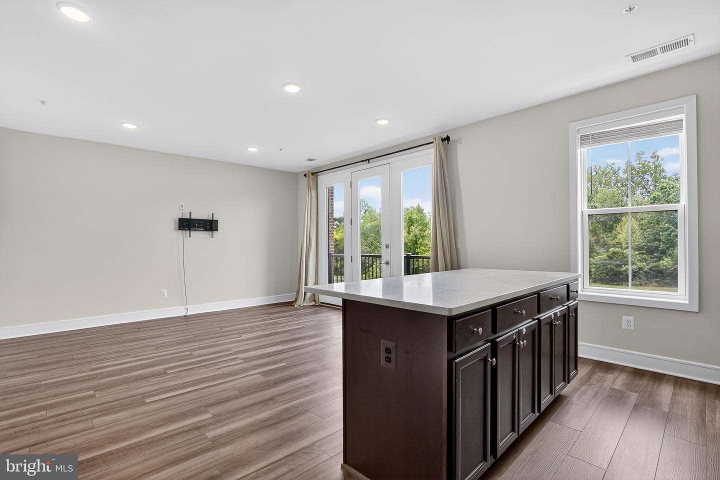 43242 Farringdon Sq photo 11