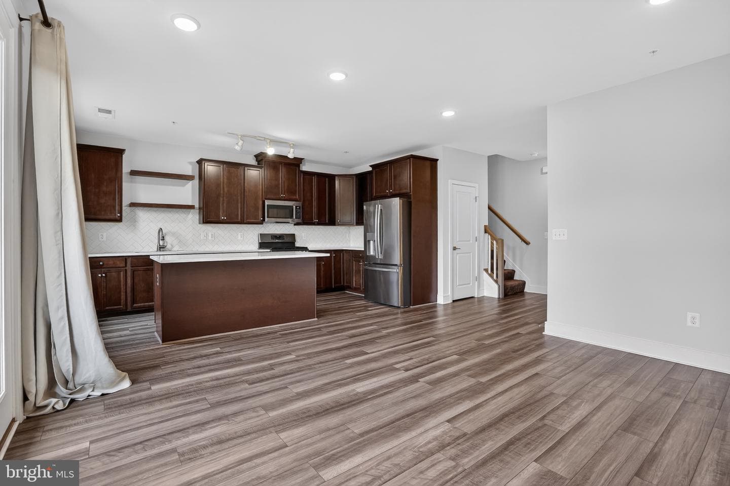 43242 Farringdon Sq photo 15