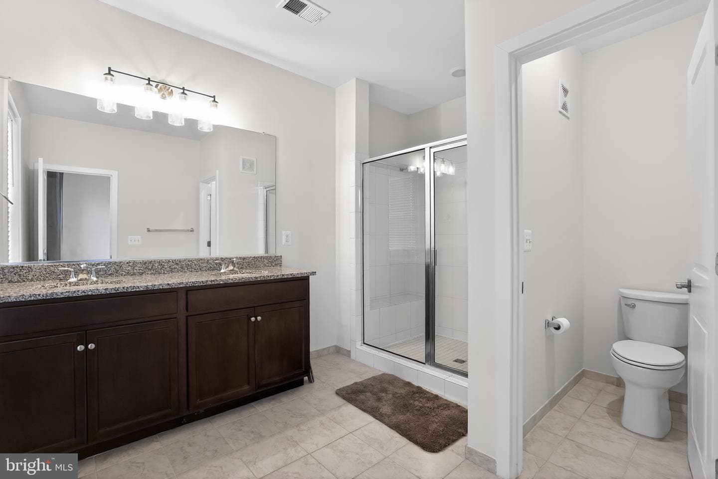 43242 Farringdon Sq photo 24