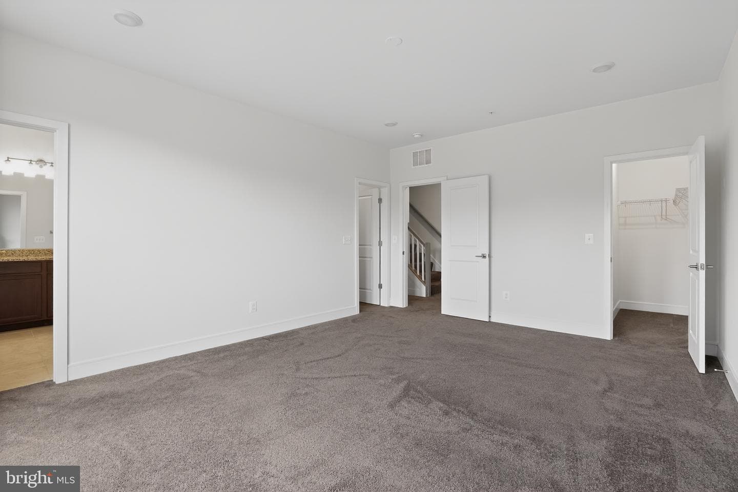 43242 Farringdon Sq photo 27