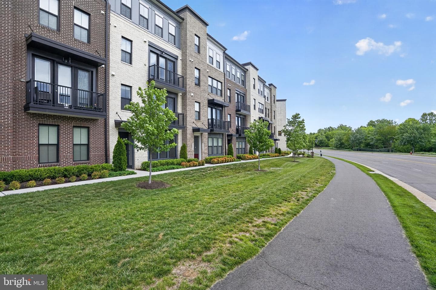 43242 Farringdon Sq photo 3