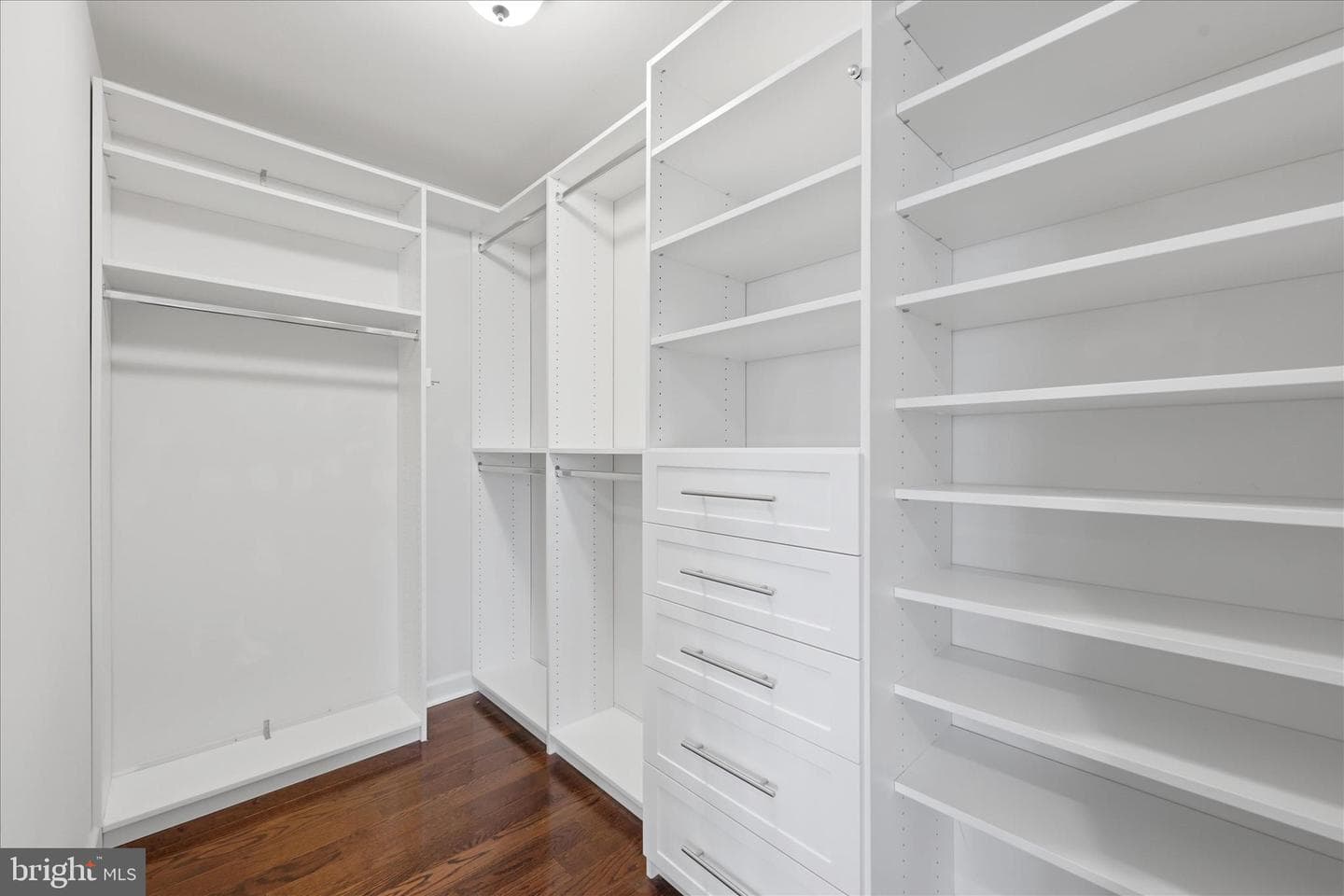 20668 Duxbury Terrace photo 36