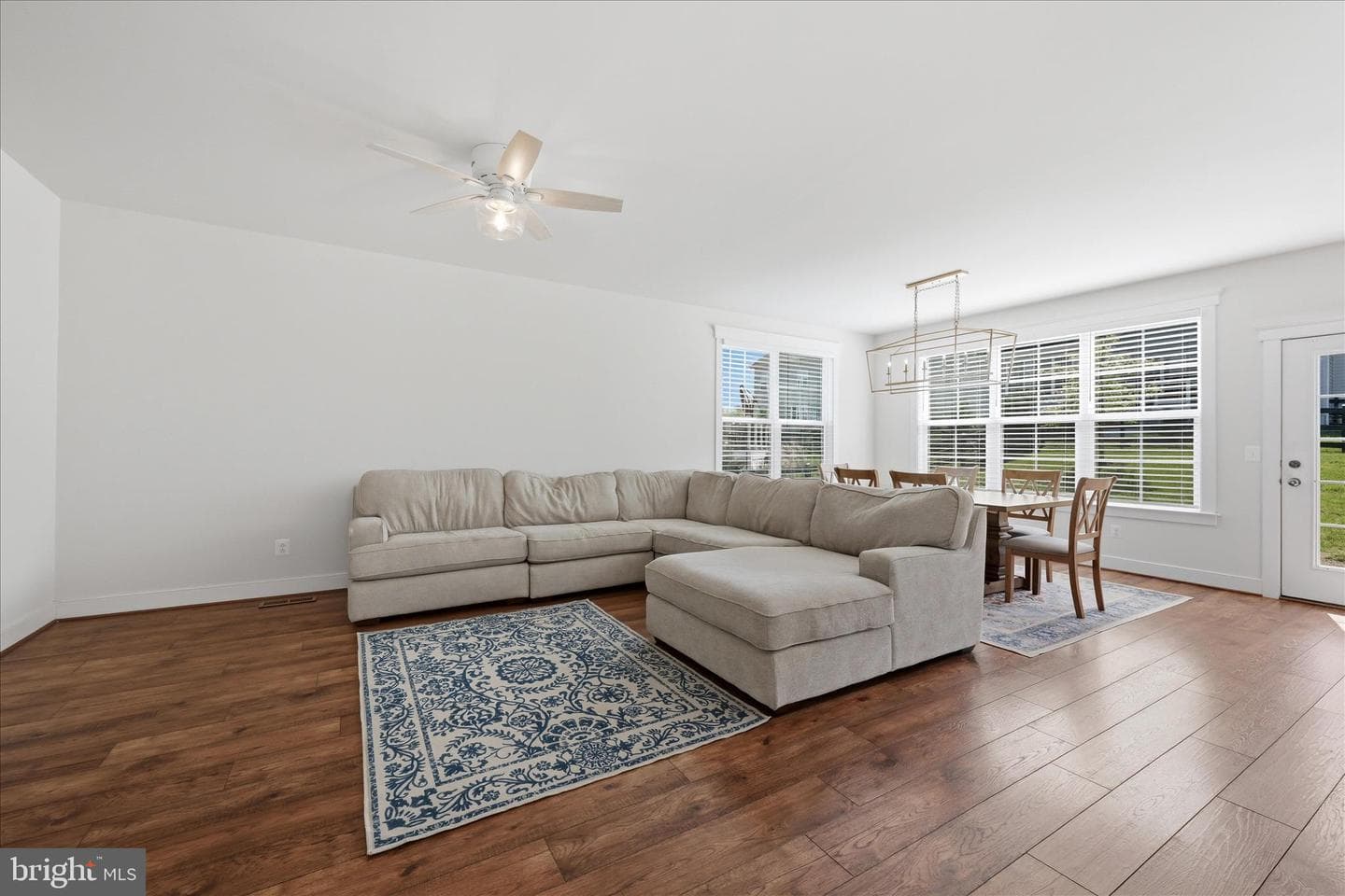 18003 Lake Front Circle photo 15