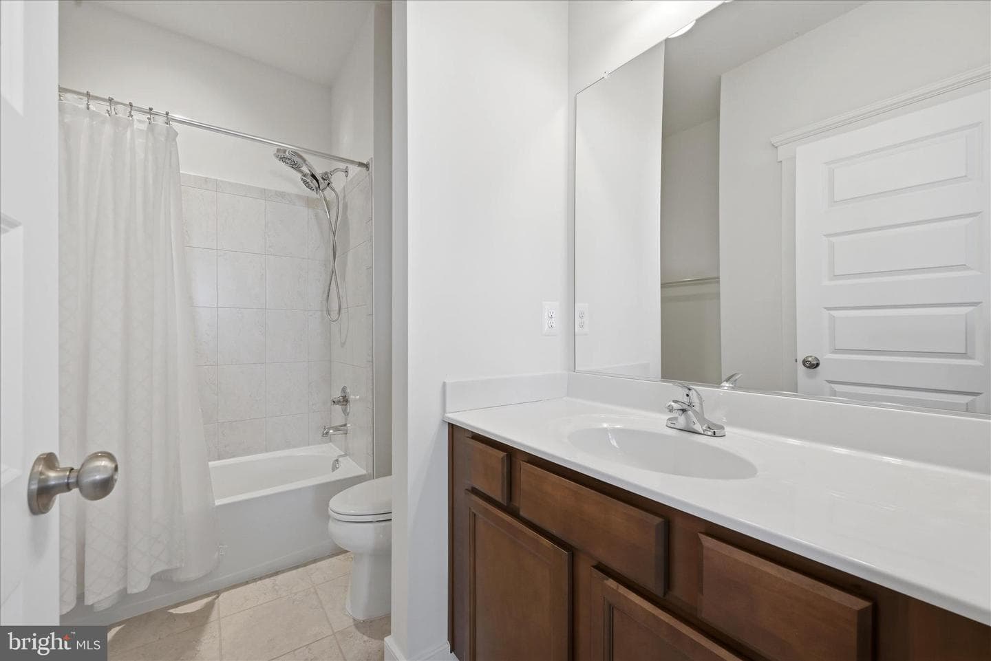 18003 Lake Front Circle photo 41