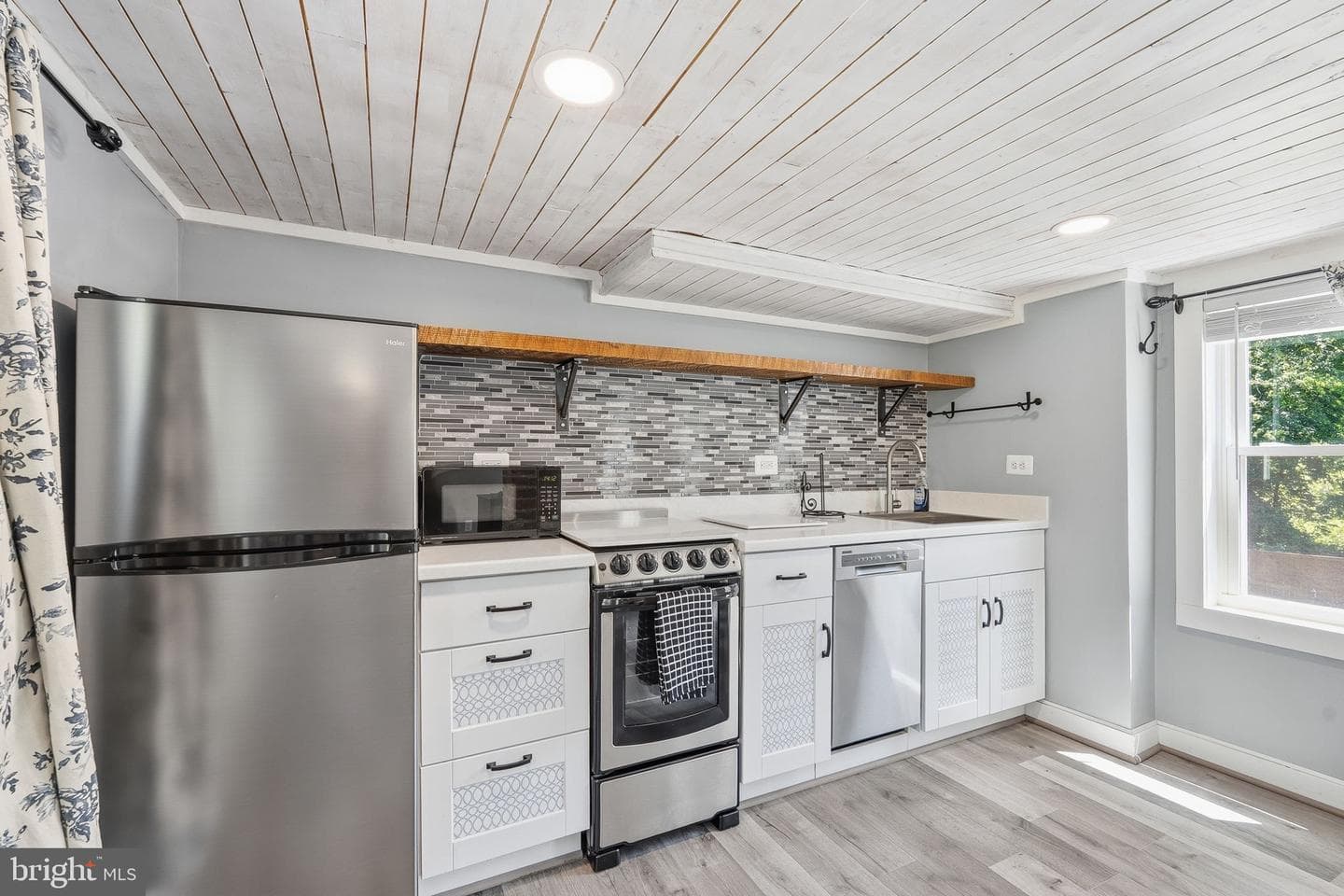 13473 Mountain Road photo 8