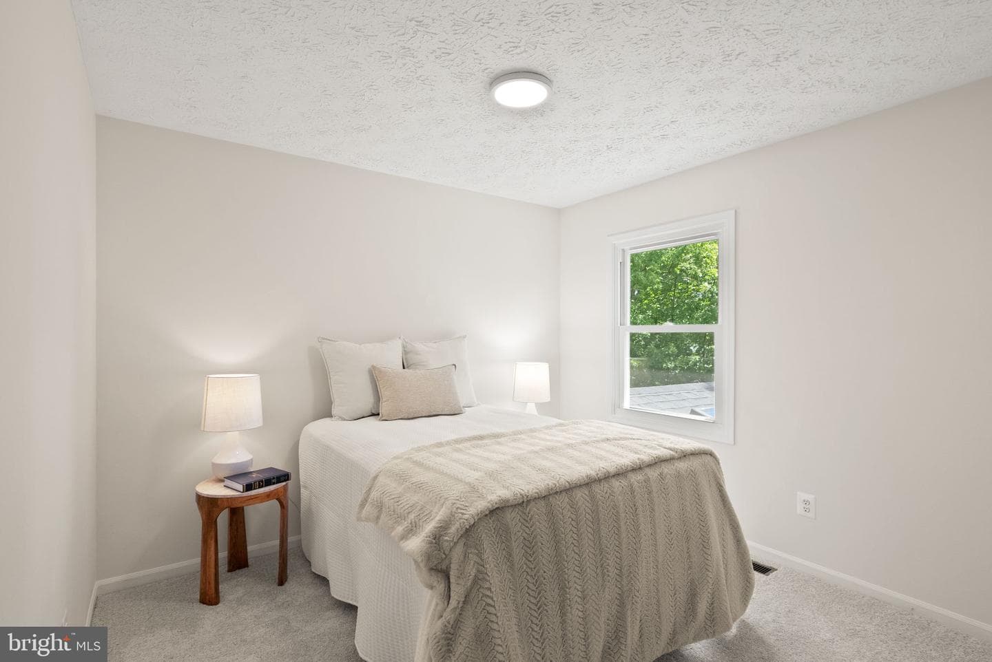 104 Briarwood Court photo 40