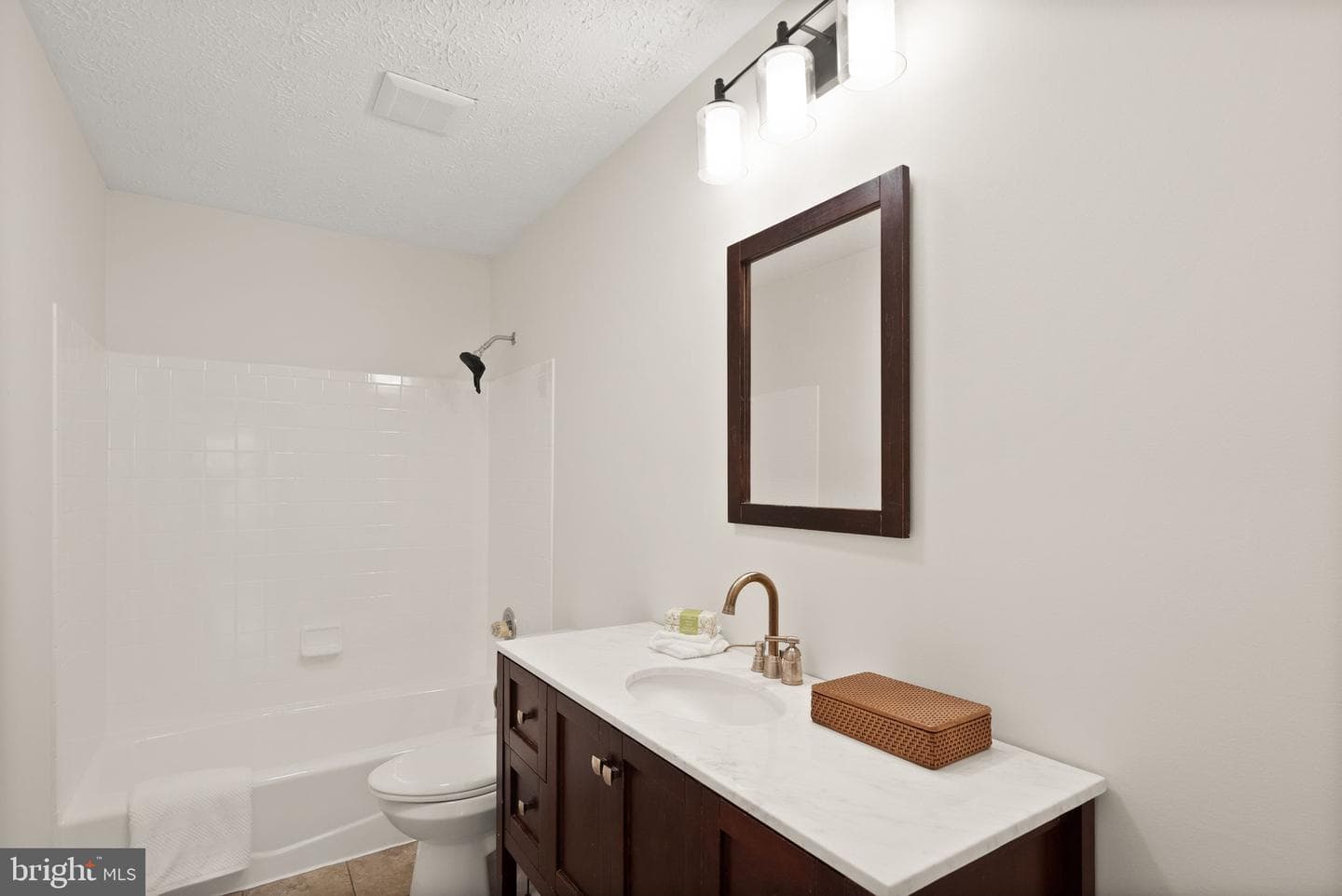 104 Briarwood Court photo 48