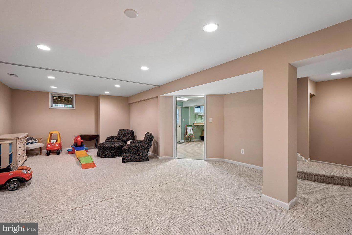 35551 Sarasota Street photo 40