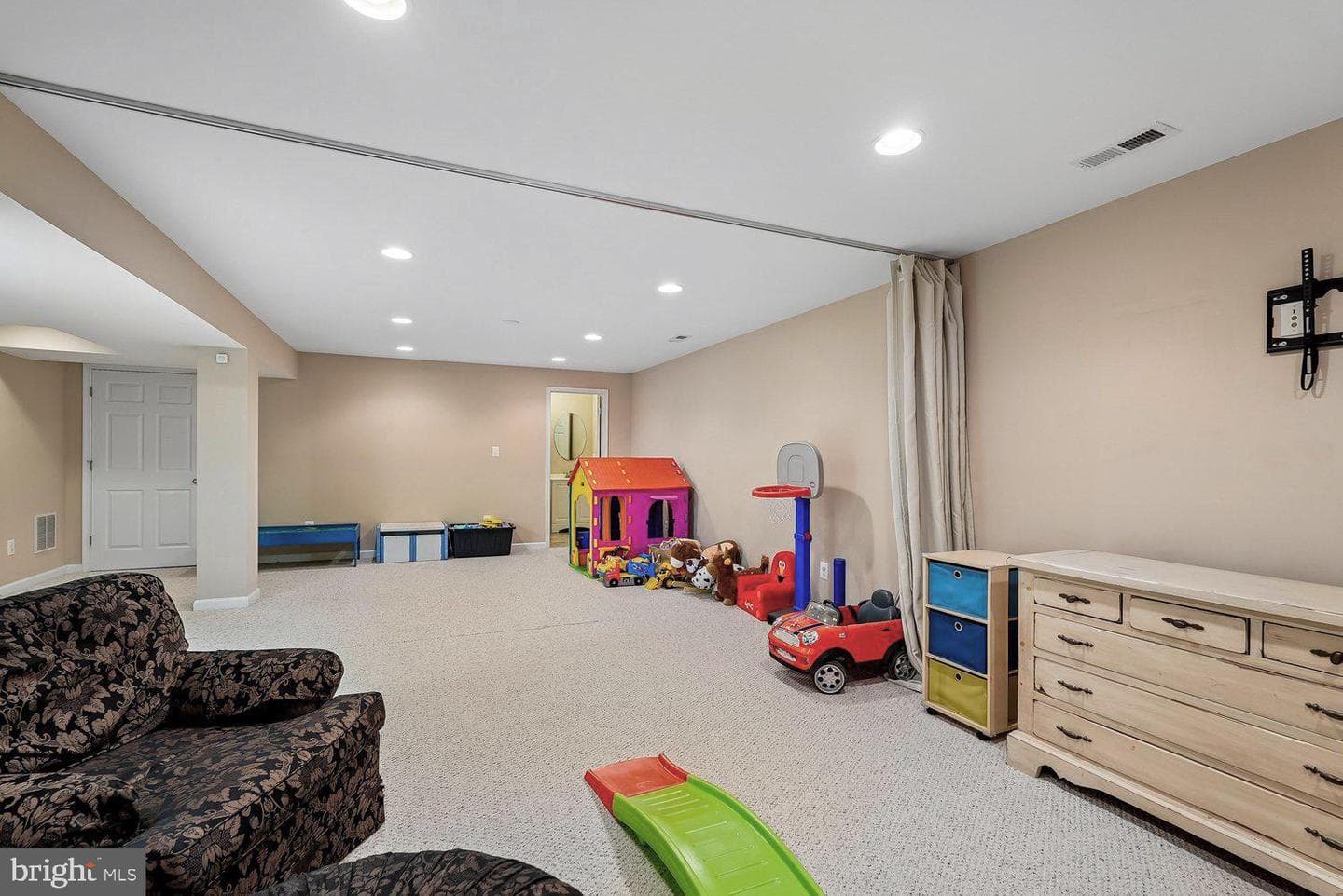 35551 Sarasota Street photo 42