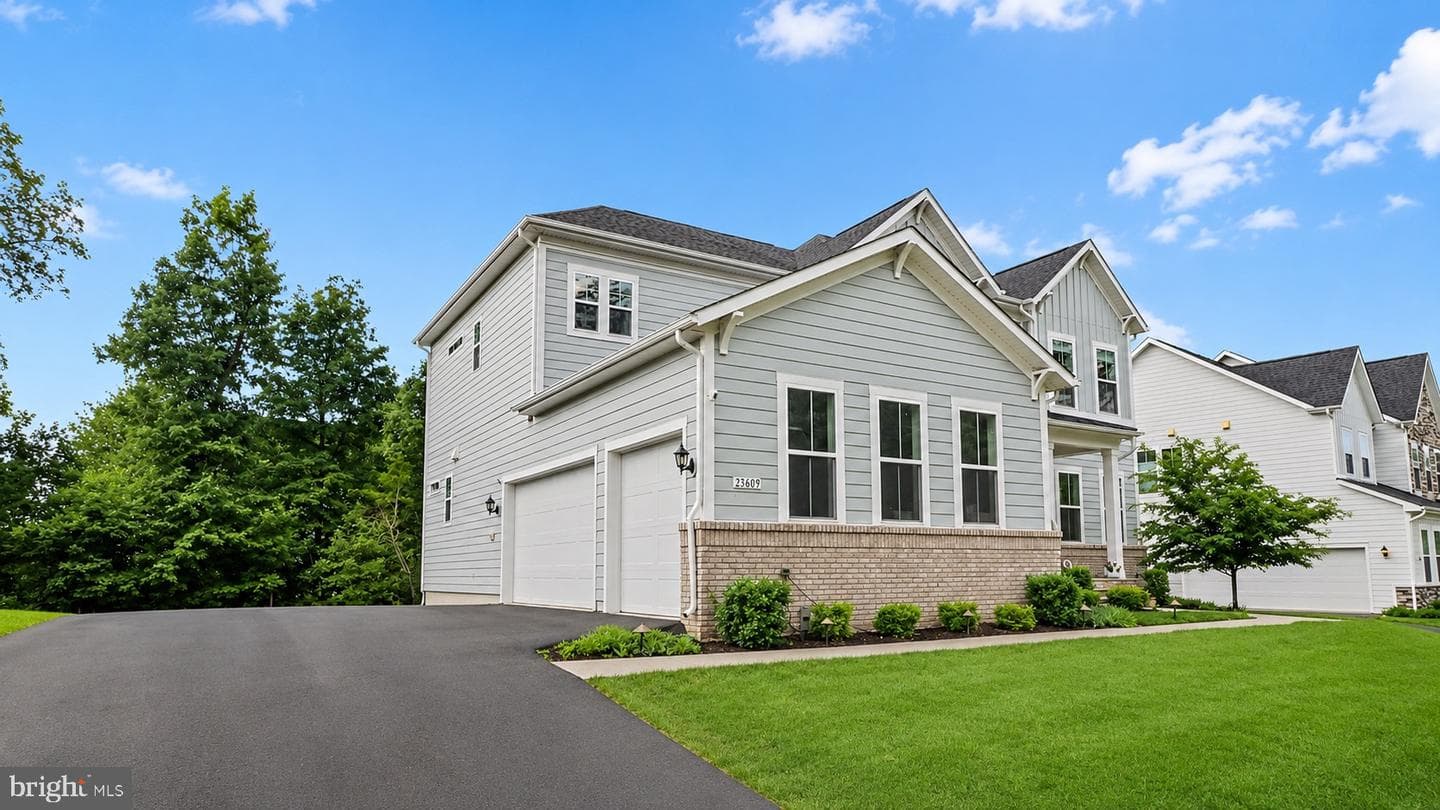 23609 Roselle Ridge Lane photo 4