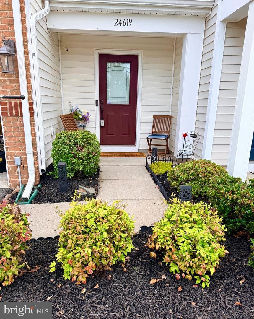 24619 Greysteel Square, Aldie