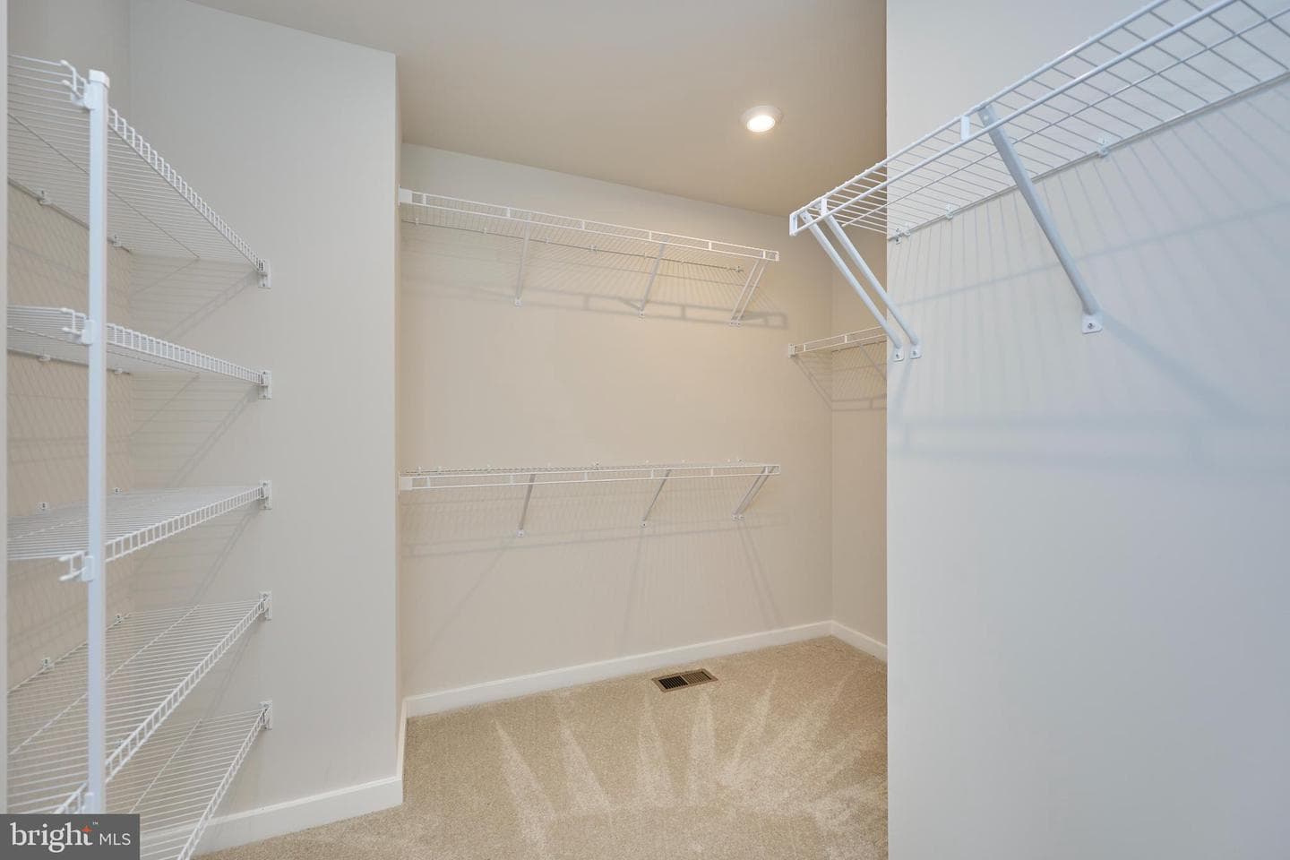 1035 Venifena Terrace SE photo 20