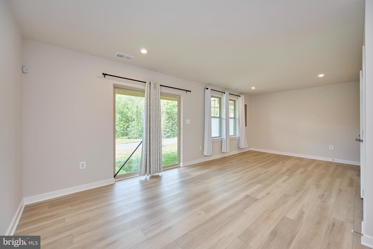 1035 Venifena Terrace SE photo 29