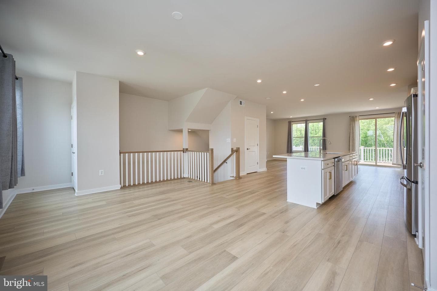 1035 Venifena Terrace SE photo 7