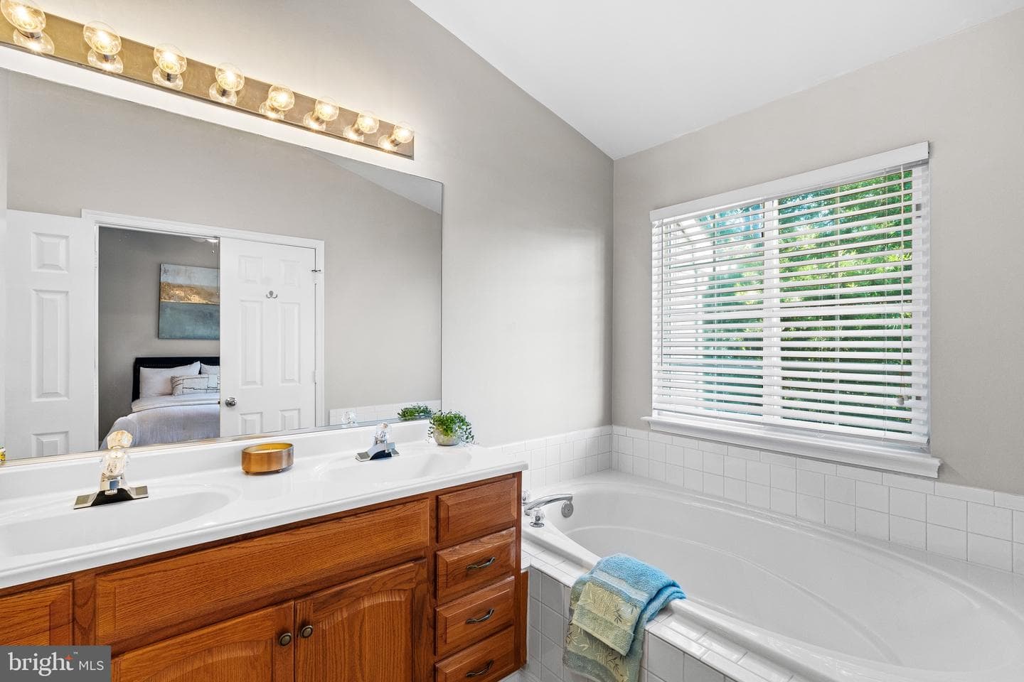 43264 Clearnight Terrace photo 22