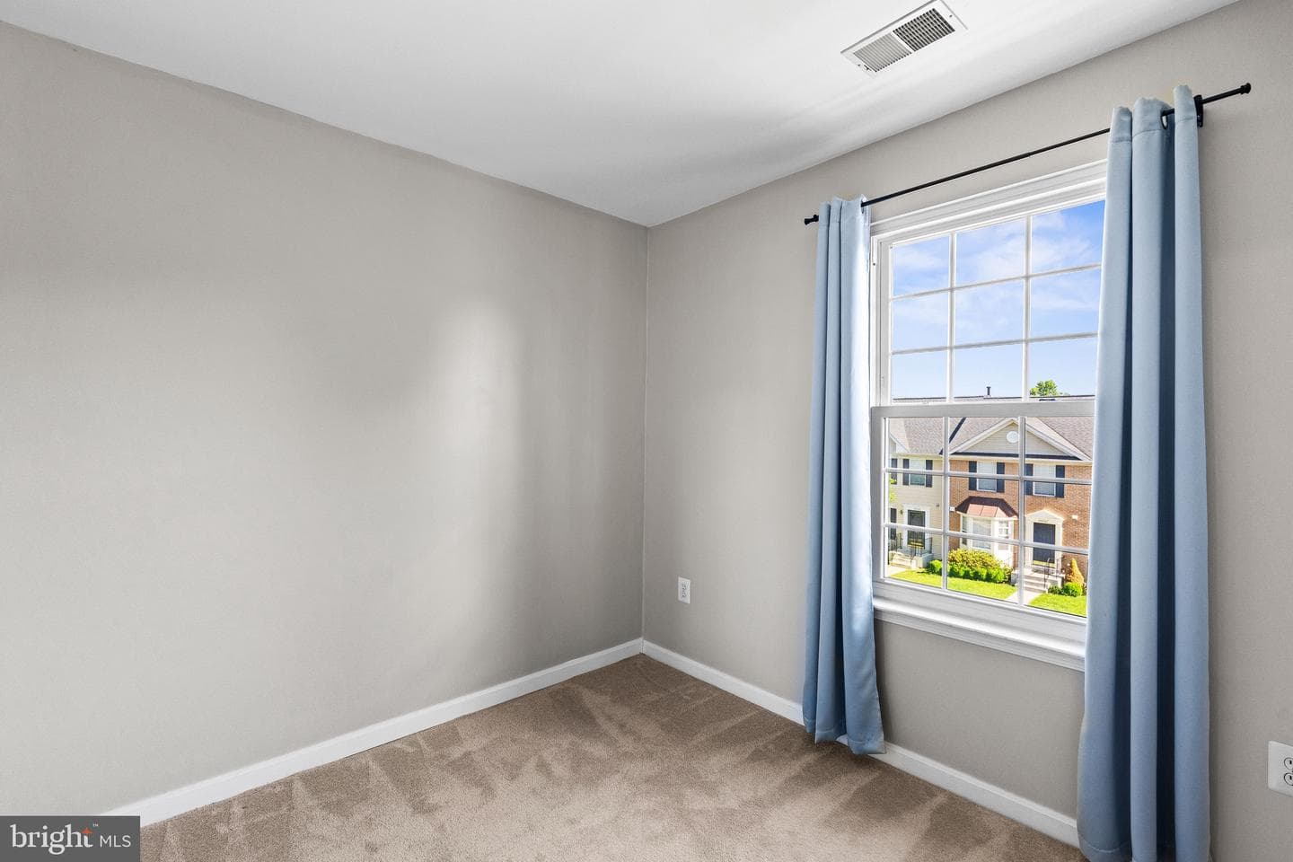 43264 Clearnight Terrace photo 25