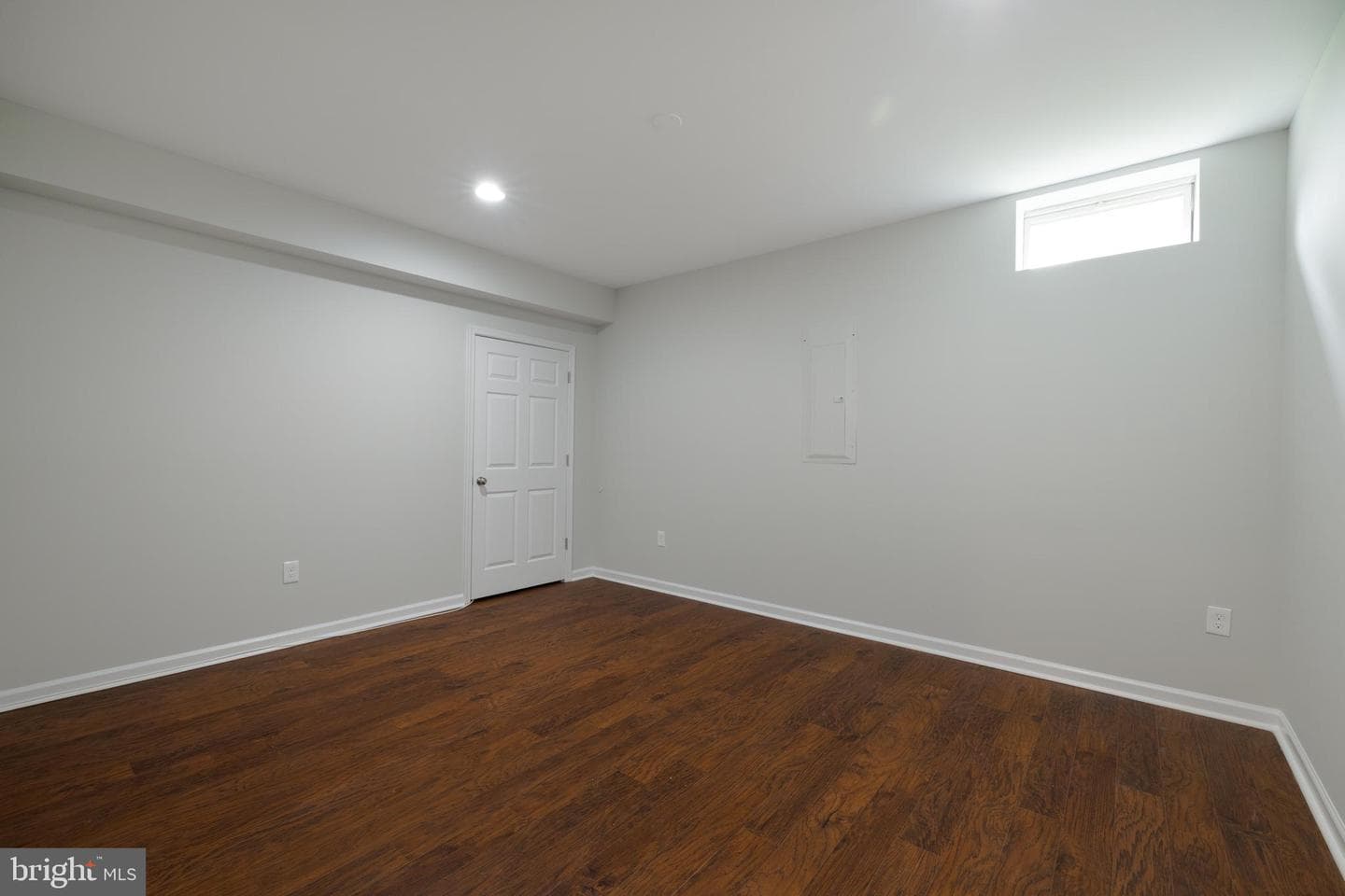 22829 Queensbridge Drive photo 45