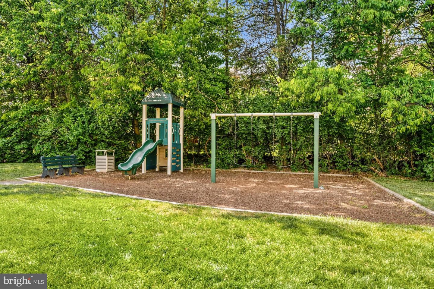 21843 Baldwin Square #301 photo 33