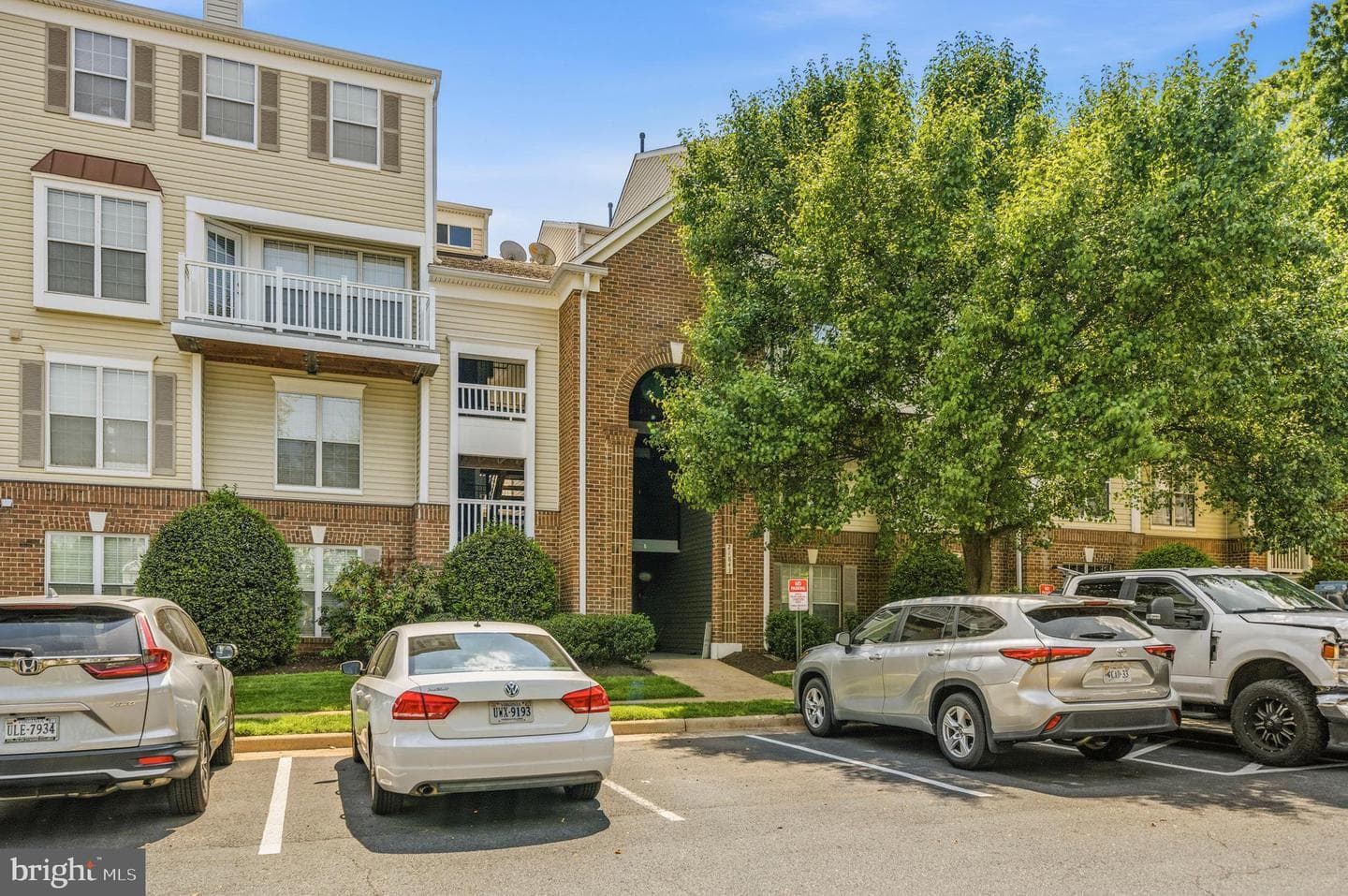 21843 Baldwin Square #301 photo 36